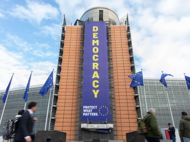 Evropska komisija dala zeleno svjetlo Poljskoj za milijardsku isplatu