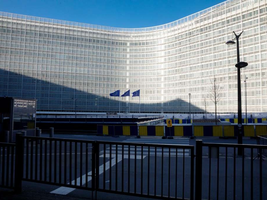 Evropska komisija obustavila bezvizni režim za gruzijske službenike i diplomate