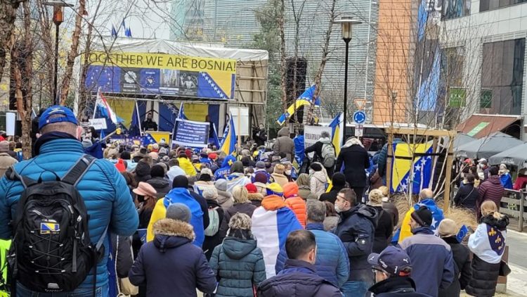 Evropska komisija odgovorila bh. građanima: BiH pripada EU