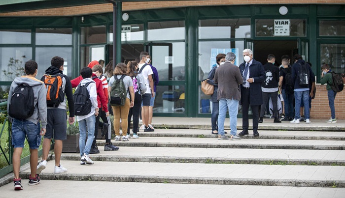 Evropske zemlje vraćaju stroge epidemiološke mjere