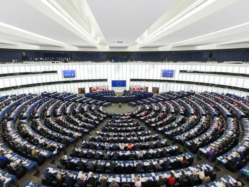 Evropski parlament odobrio primjenu sporazuma o tarifama između EU i SAD