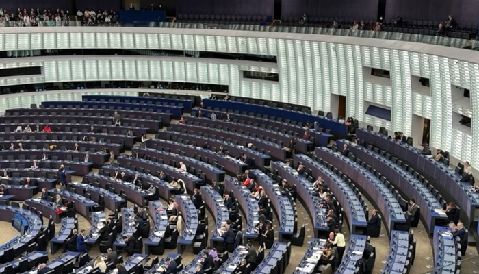 Evropski parlament u rezoluciji osudio bliske veze Srbije sa Rusijom