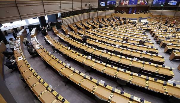 Evropski parlament zaustavio ratifikaciju investicionog sporazuma s Kinom