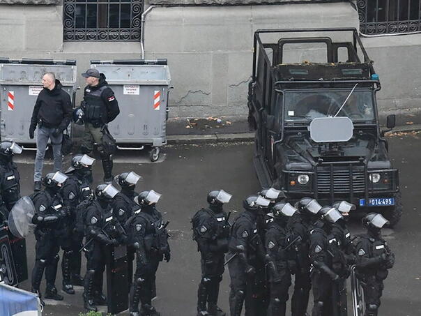 Evropski sud dao rok Srbiji: Očitujte se o zvučnom topu na protestu