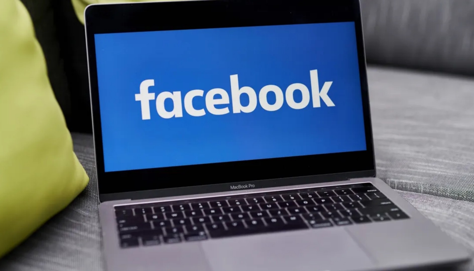 Facebook postao punoljetan
