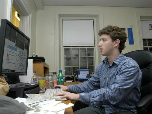 Facebook slavi rođendan: Od studentske sobe do megaprojekta