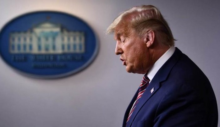 Facebook suspendirao Donalda Trumpa na dvije godine