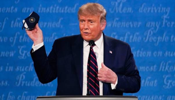 Facebook uklonio Trumpovu objavu o koroni zbog dezinformacija