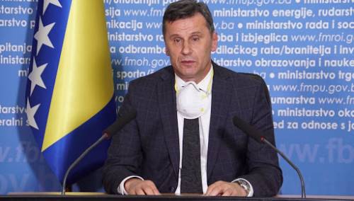 Fadil Novalić: Respiratori sigurno rade i radiće