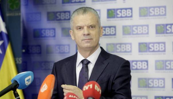 Fahrudin Radončić čestitao Novu 1443. hidžretsku godinu