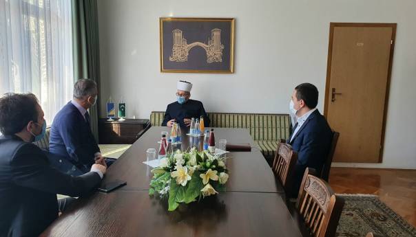 Fahrudin Radončić u posjeti Muftijstvu mostarskom