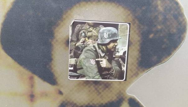 Fašistički plakati na zgradi Srpskog društva