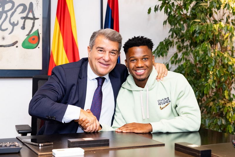 Fati produžio ugovor s Barcelonom, otkupna klauzula milijardu eura