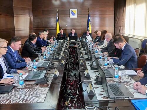 FBiH isplaćuje 1,4 miliona KM za uvezivanje staža u osam preduzeća