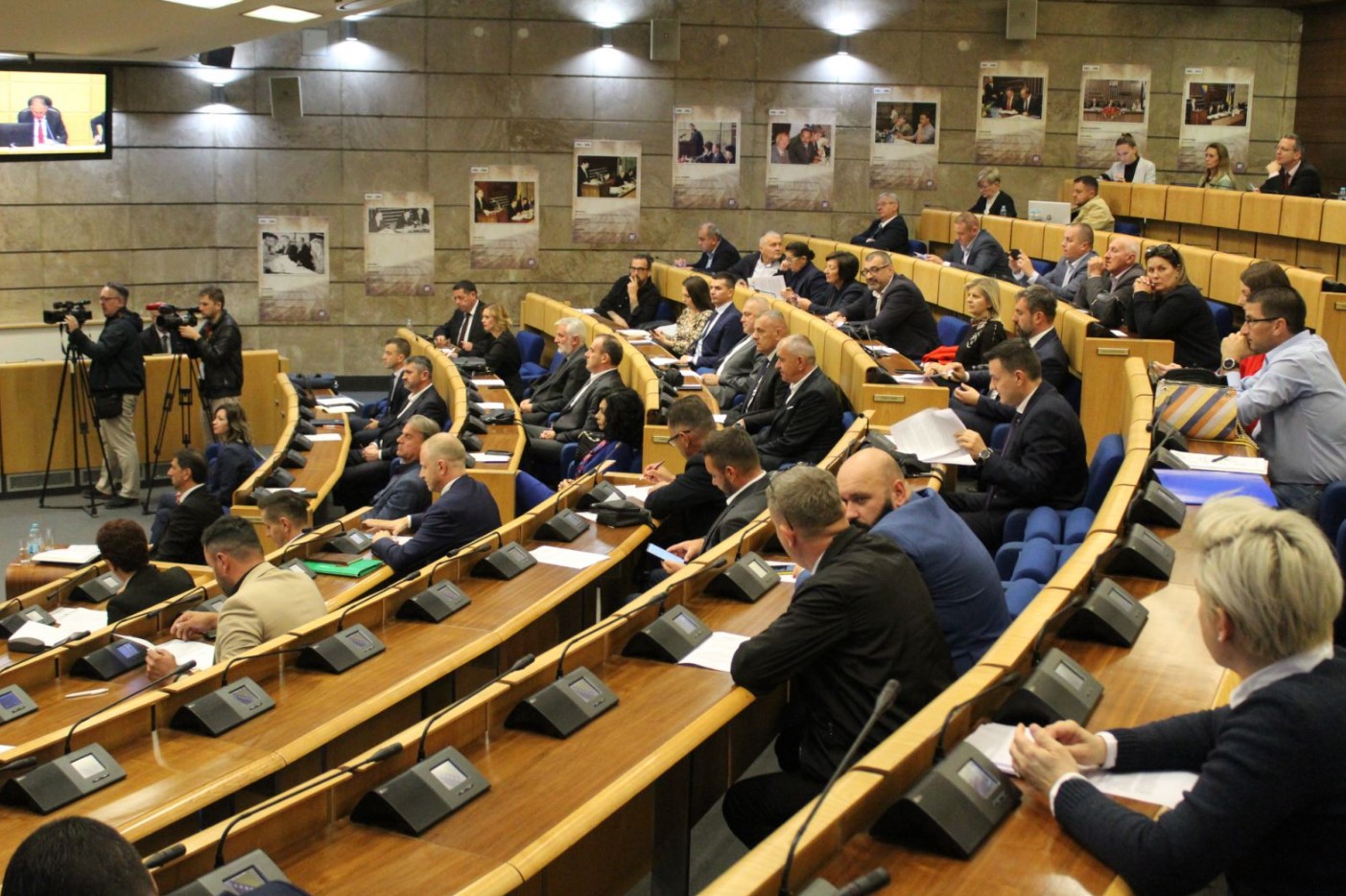 FBiH nagradila neplatiše: Legalizovano neplaćanje poreza!