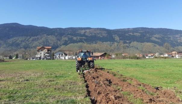 FBiH ulaže 10 miliona KM u modernizaciju poljoprivrede