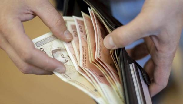 Februarska prosječna plata u RS 957 KM