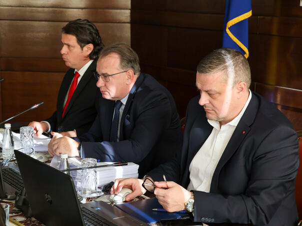Federacija BiH ide na privremeno finansiranje