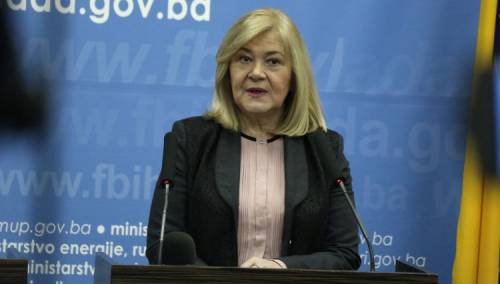 Federalna vlada će i dalje pomagati oporavak ekonomije