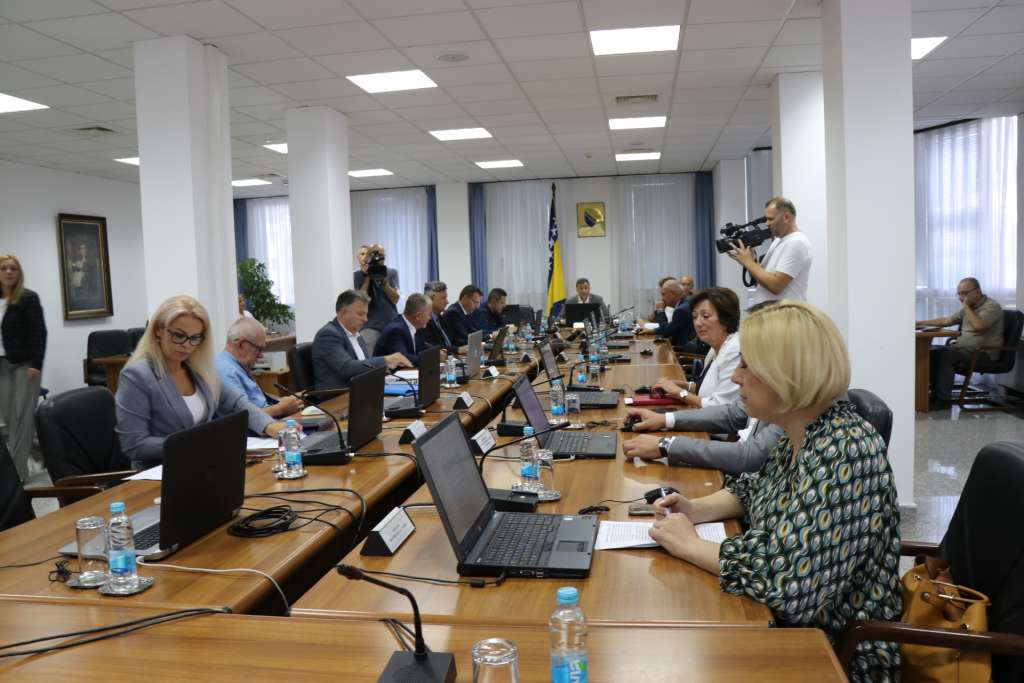 Vlada FBIH: Utvrđen Prijedlog zakona o sprečavanju sukoba interesa u organima vlasti