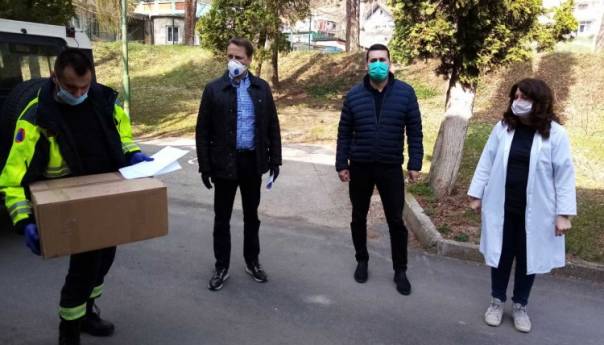 Federalni štab CZ dopremio 300 testova u Goražde