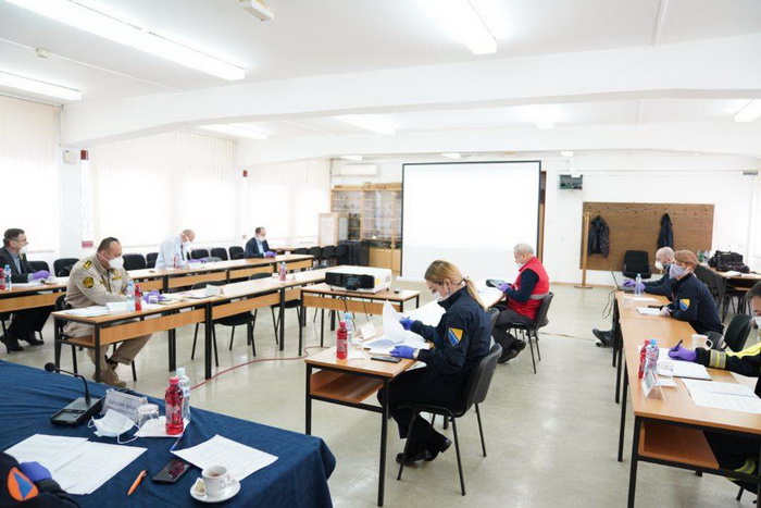 Federalni štab donio naredbu o raspodjeli briseva, kreveta, madraca