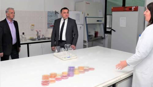 Federalno ministarstvo poljoprivrede unaprijedilo i povećalo podršku pčelarstvu u FBiH