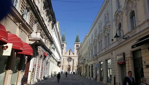 Apel: Obilježimo Uskrs u krugu najuže obitelji