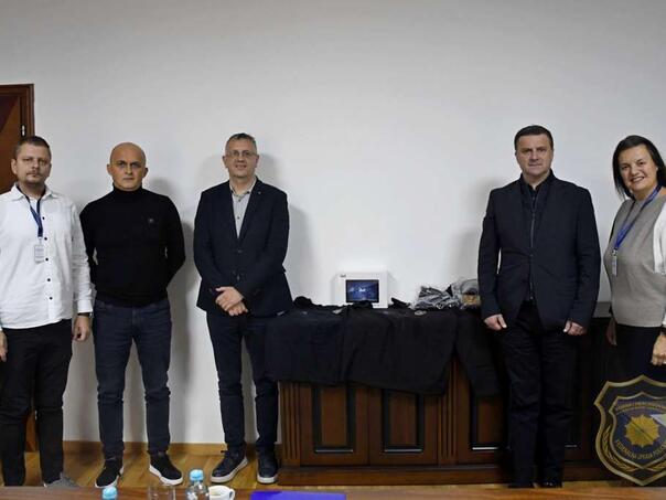 Federalnoj upravi policije uručena donacija MFS-EMMAUS-a