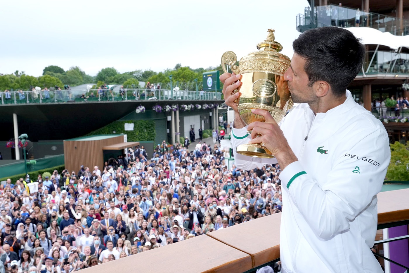 Federer čestitao Đokoviću: Ponosan sam što igram u posebnoj eri velikana