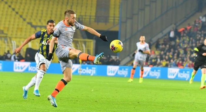 Fenerbahce u finišu stigao do pobjede protiv Basaksehira