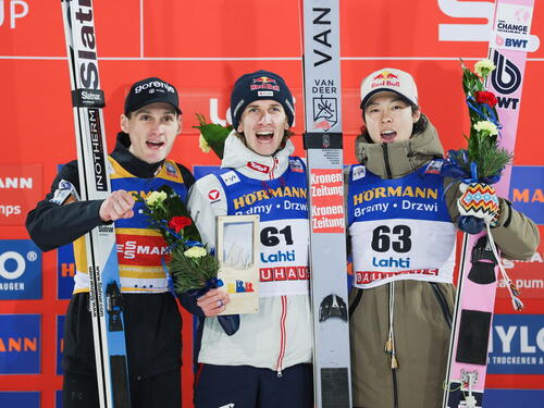 Fenomenalni Domen Prevc ispisao historiju