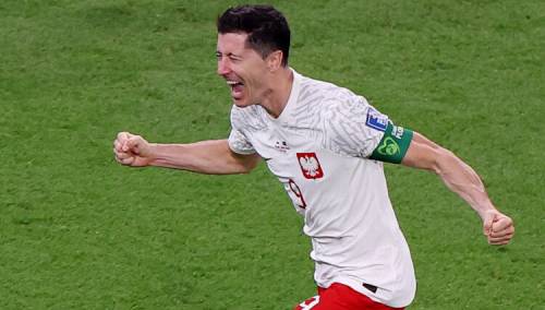 Fenomenalni Szczesny zaustavio Saudijce, Lewandowski u suzama: Poljska slavi veliki trijumf