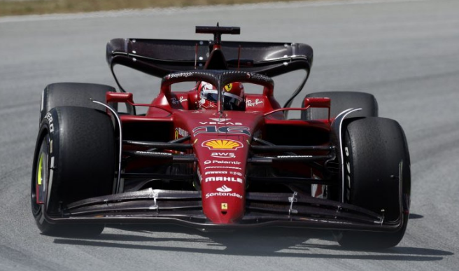 Ferrari najbrži na prvom treningu, Verstappen treći