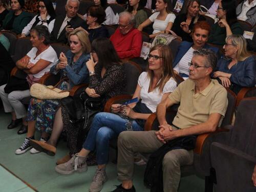 Festival glumca: Odigrana predstava 'Moj sin samo malo sporije hoda'