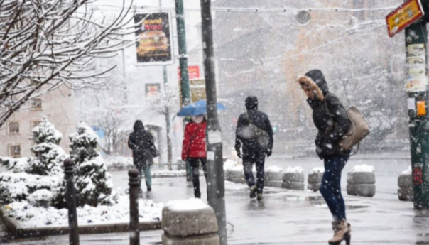 FHMZ: Danas oblačno sa snijegom i kišom