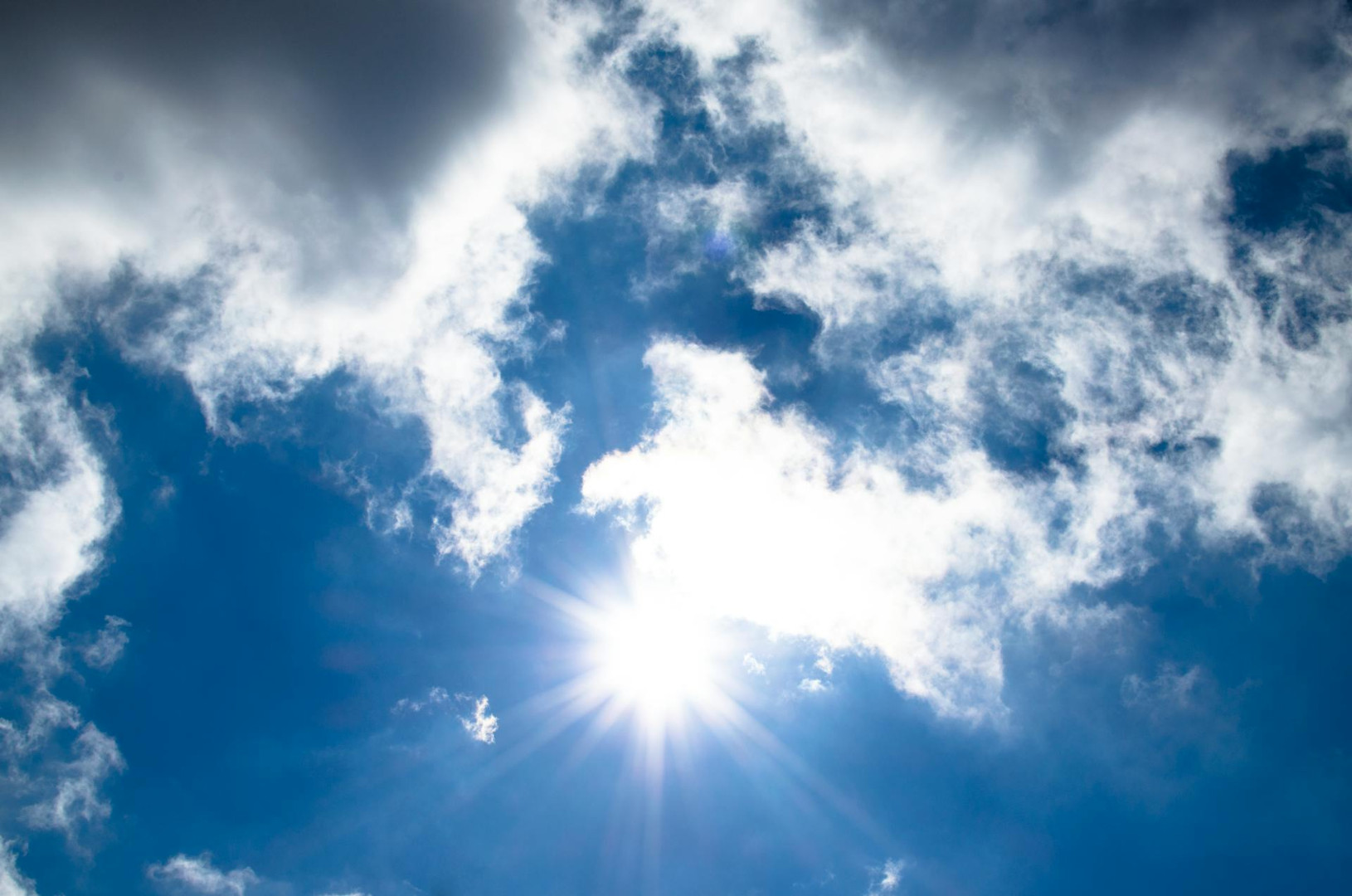 FHMZ: Svježe jutro prelazi u topao dan, temperature do 31 stepen