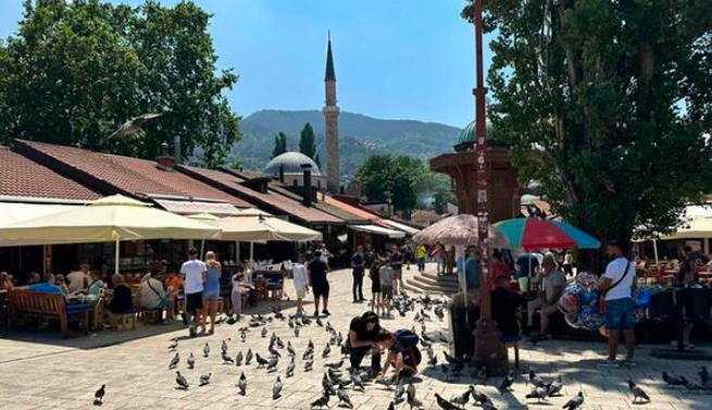 FHMZ: U narednim danima sunčano i vruće