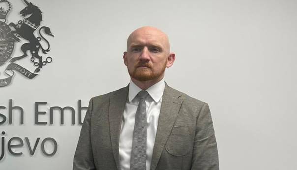 Field u oproštajnom blogu: Teška vremena, dobri ljudi