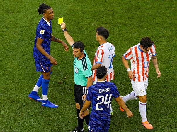 FIFA pod pritiskom: Francuzi traže poništenje kartona Michaelu Oliseu