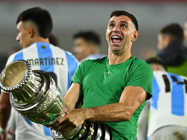 FIFA suspendovala golmana svjetskih prvaka