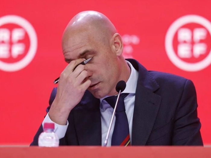 FIFA suspendovala predsjednika Fudbalskog saveza Španije Luisa Rubialesa