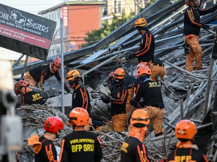 Filipini: Broj poginulih porastao na tri, 17 osoba nestalo nakon urušavanja zgrade