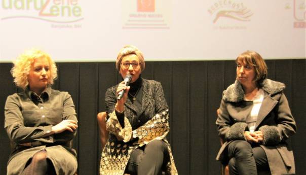 Film o žrtvama porodičnog nasilja 'Bez glasa' zabilježio zeničku premijeru