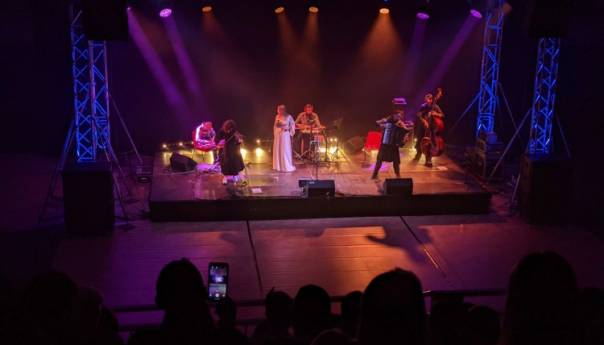 Filmom 'Quo Vadis, Aida' i koncertom 'Divanhana' završen 'Desant na Jajce'