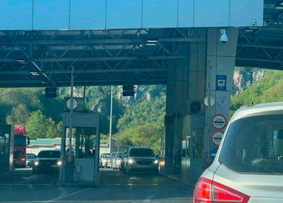 Filmska potjera na granici: Bosanac u BMW-u probio rampu i pobjegao u Srbiju