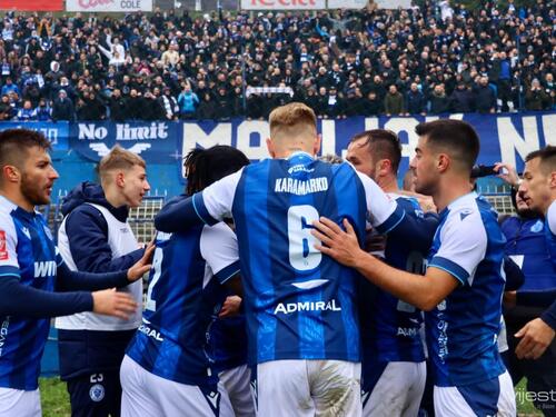 Filmska završnica na Grbavici: Željezničar savladao Velež u derbiju kola