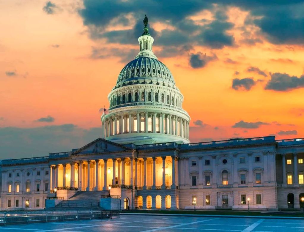 Financial Times: Washington je postao neprijatelj Zapada