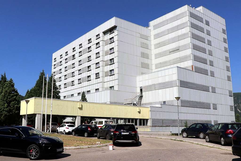 Financijska konsolidacija SKB-a Mostar i KCUS-a