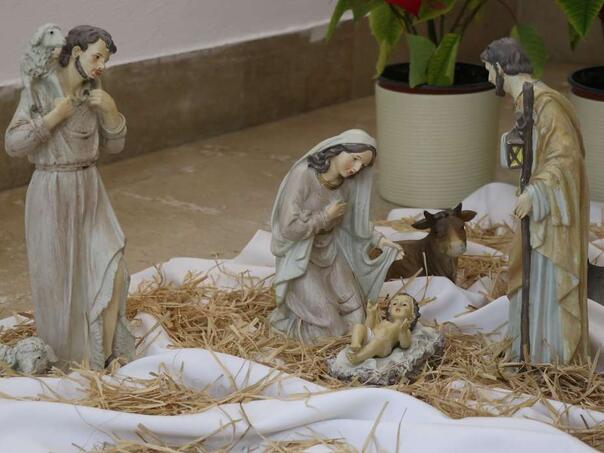 Finci i Kožemjakin: Božić nas podsjeća na važnost dobrote, solidarnosti i zajedništva